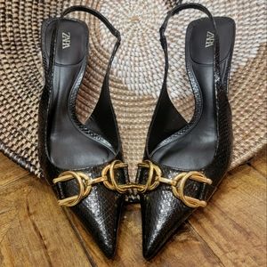 ZARA Black embossed kitten heel Sz 39EUR